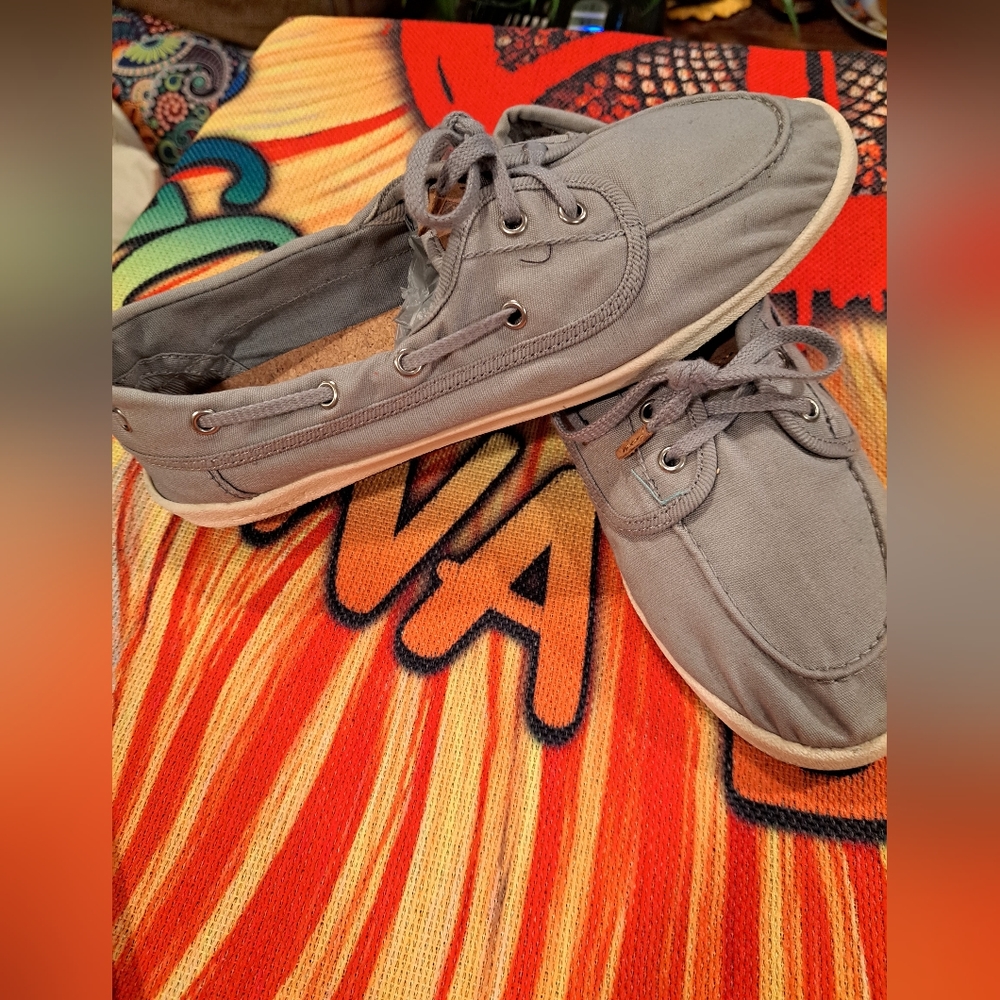 Sperry Sneakers